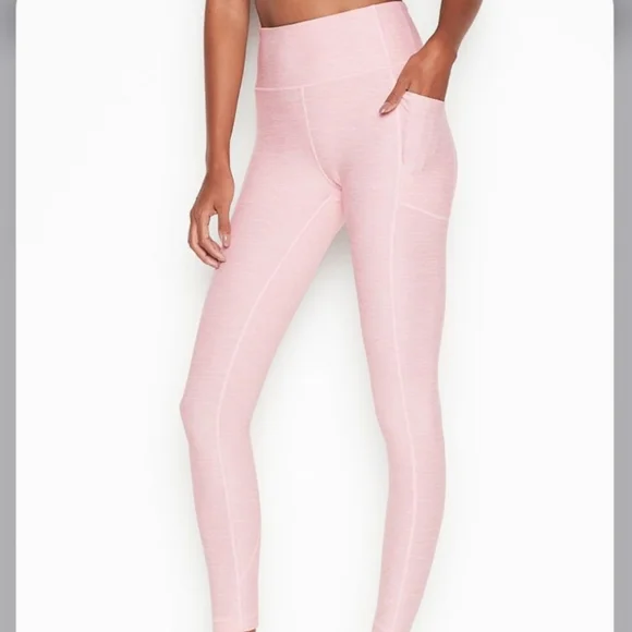NWOT Victoria's Secret Essential Pocket Leggings - Picture 2 of 9